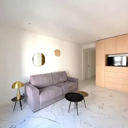 Joli - Neuf Terrasse Clim Wi-fi 2 Min. Des Plages Lägenhet *