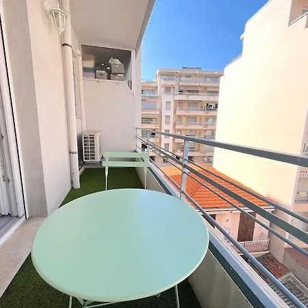 Appartement Joli - Neuf Terrasse Clim Wi-fi 2 Min. Des Plages *