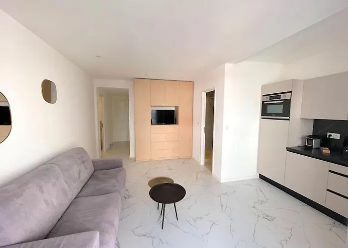 Joli - Neuf Terrasse Clim Wi-fi 2 Min. Des Plages Apartment